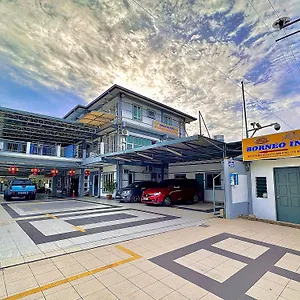 2* Hotel Borneo